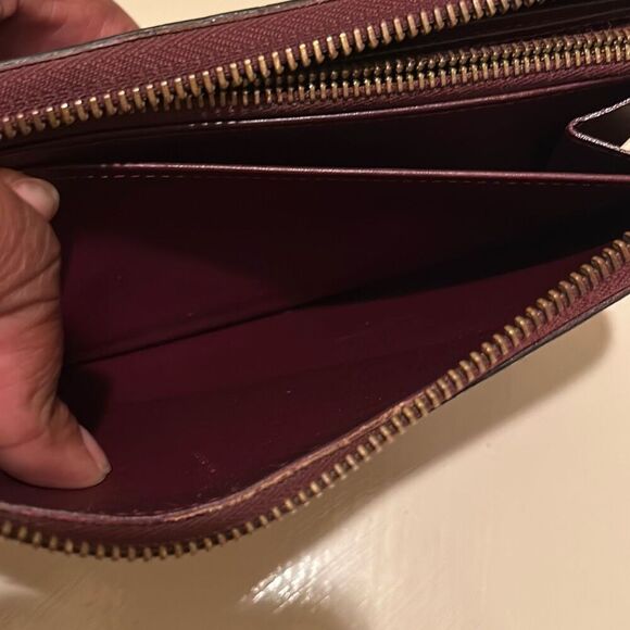 Louis Vuitton Vernis Zip Around Long Wallet Merlot Shiny Dark Red Logo Print LV - Picture 8 of 16